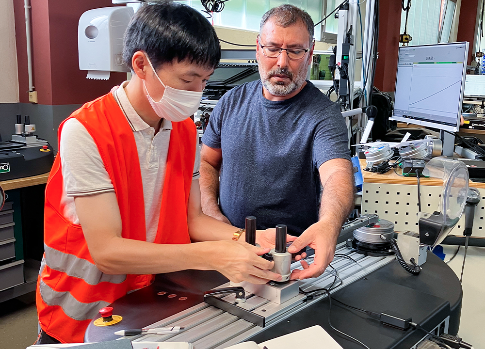 へへマン氏来日