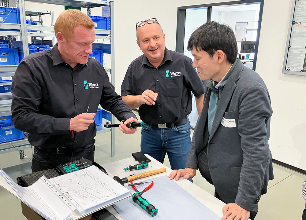 WERA本社にて仮認可を受ける